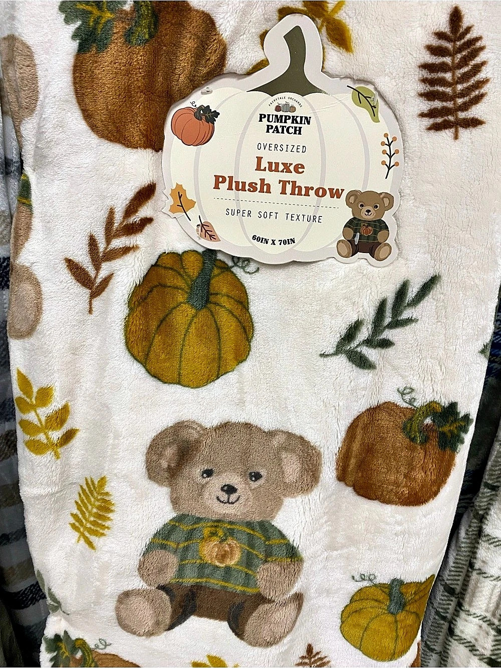 Fairytale Orchards Pumpkins and Bears Plush Throw White & Orange NWT